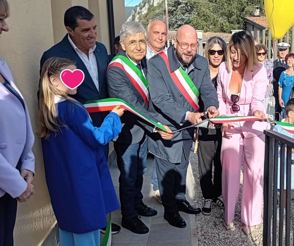 Inaugurata la nuova scuola primaria e dell’infanzia di Grotti
