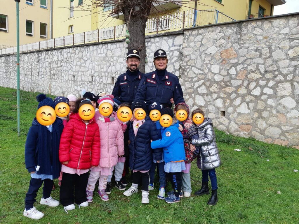 L’albero solidale. L’infanzia di Cittaducale incontra i Carabinieri forestali